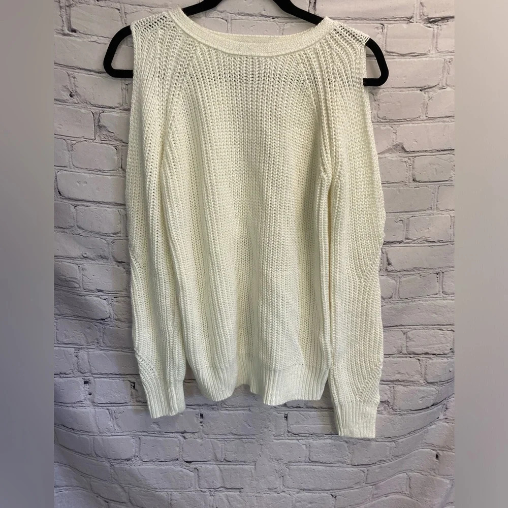5/$20 Women’s Fate Cream Oversized‎ Cold Shoulder Exposed Back Knit Sweater S/M